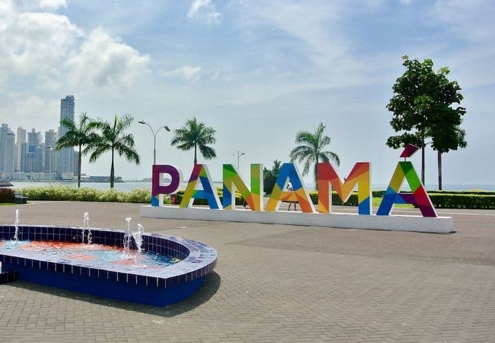 PANAMA + MEDELLIN - 1