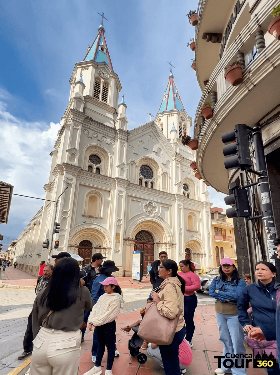 WALKING TOUR 360 - 3