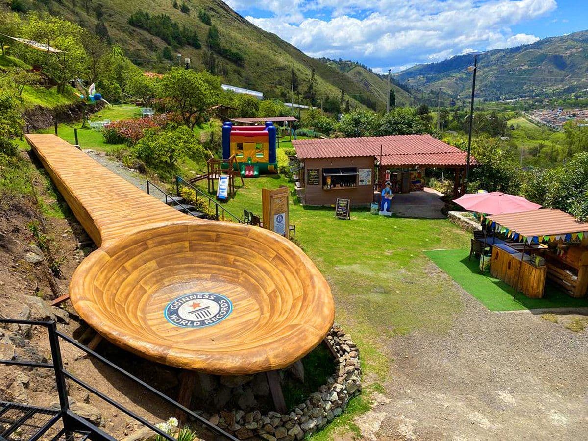 Visita a la cuchara de palo más grande del mundo